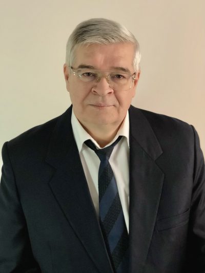 dr. Machács Barna